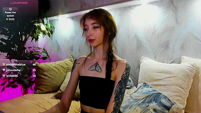 Chat +18 de Ellen_Hops ao vivo
