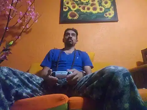 XXX chat uživo modela MexaCamGuy