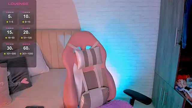 soytania's Live XXX Chat