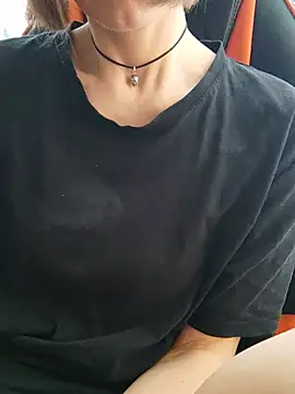 Aashikalaa's Live XXX Chat