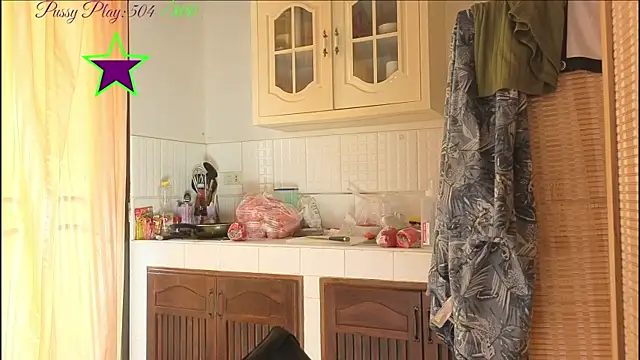 JadeStarUK Adlı Modelin Canlı XXX Sohbeti