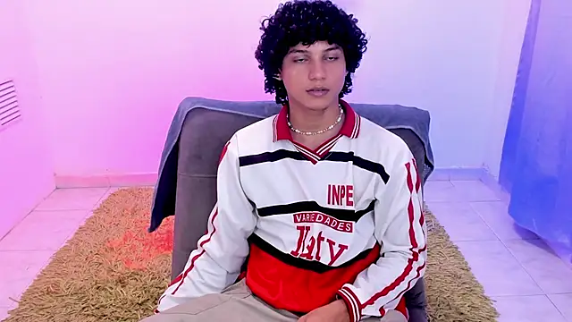 Chat XXX ao vivo de hades_derox_