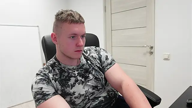 Richard_Dullas Live XXX Chat