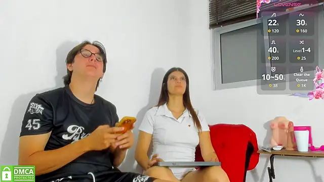 Mariana_and_Ronny 라이브 XXX 채팅