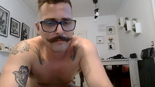 yanick931's Live XXX Chat