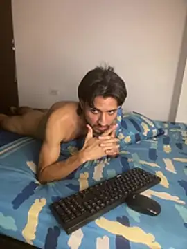 Kriss_Edwards' Live XXX Chat