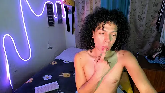 Angel_White25 Obrolan Langsung XXX