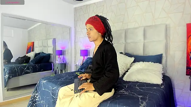 Lucas_jones' Live XXX Chat