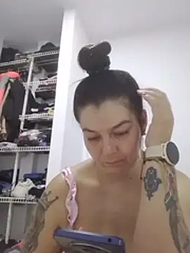 XXX chat uživo modela Fernandar2025