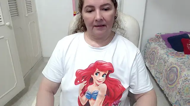 leonela_69 XXX чат на живо