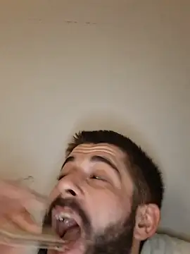 DaUninut696 Live XXX Chat