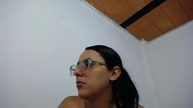 Freyha_Addams élő XXX-chatje