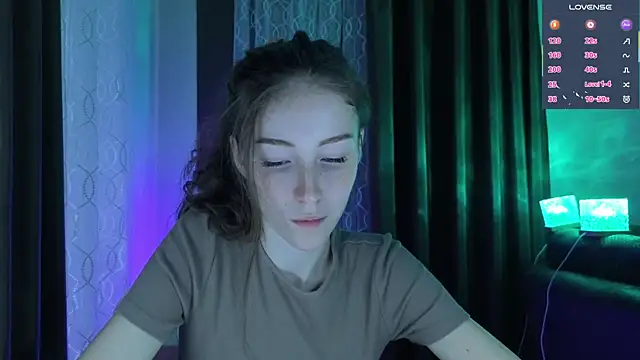 eskatmi's Live XXX Chat