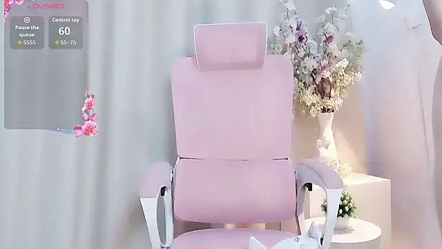 shynana 现场XXX聊天