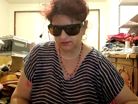 Samantha_Squirt@xh Chat XXX in diretta