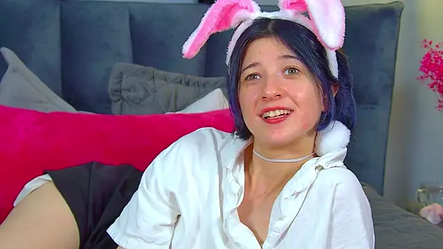 AnneAvelinn Live XXX chat