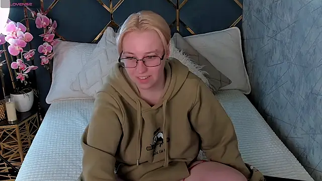 AlexandraGreen live XXX chat
