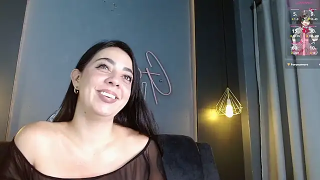 Chat XXX ao vivo de CORAL_FOX