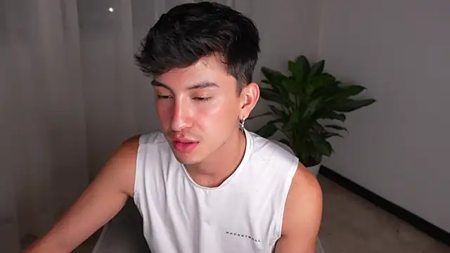 sweettaaron01 Webcamshow