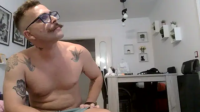 Chatroom XXX en direct de yanick931