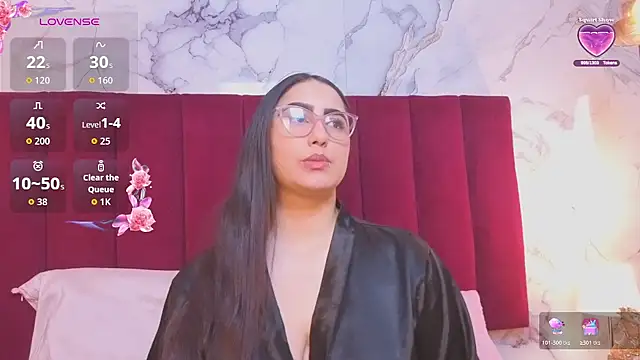 JESSYCORTES – Naživo XXX chat