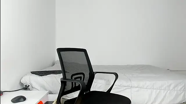 Chat XXX Live _Alex_Colton