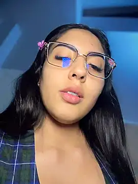 צ'אט XXX בשידור חי של I_AM_SOPHIE_