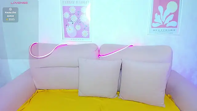 Alexa_temptressのライブXXXチャット