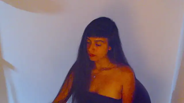 Chat XXX ao vivo de meganmiauu