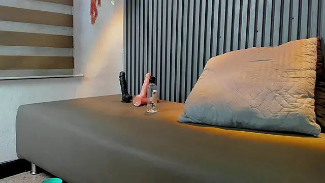 Chat +18 de hailey_velvet ao vivo