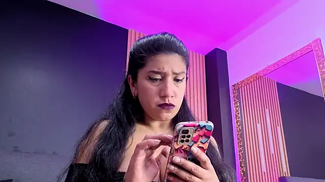 MihaCarther's Live XXX Chat