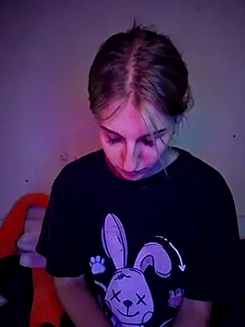 carolinaXlove Adlı Modelin Canlı XXX Sohbeti