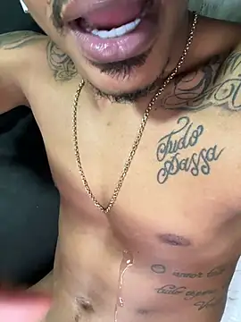 JogadorProfissional22cm webcam show