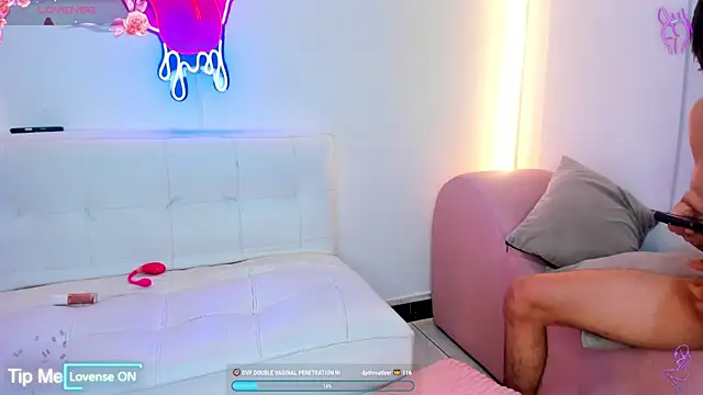 צ'אט XXX בשידור חי של Litzy1_