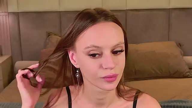 RebeccaMartons Adlı Modelin Canlı XXX Sohbeti