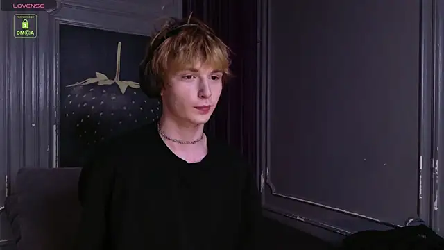 Your_avatar Live XXX-Chat