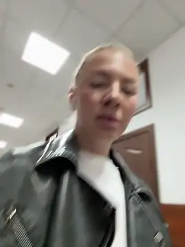 NewLale XXX чат на живо