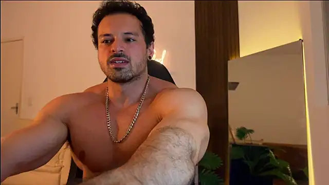 Lucasfit24 – Live XXX-chat
