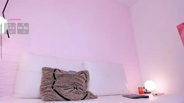 sara_frost's Live XXX Chat