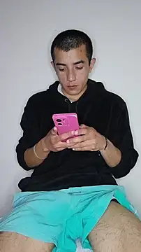 צ'אט XXX בשידור חי של Thick_Cock