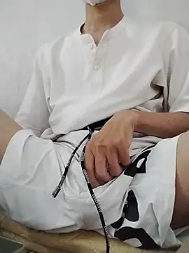 Kangc369 现场XXX聊天