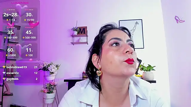 MEYLAGIA's Live XXX Chat
