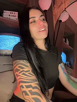 Chatroom XXX en direct de i_am_nina_