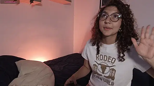 XXX chat uživo modela Mia_belmont