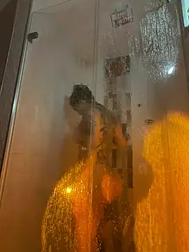 ErosXXXAfrodita Adlı Modelin Canlı XXX Sohbeti