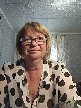 MilashkaCutie50's Live XXX Chat