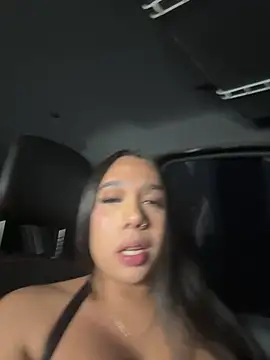 BitchySalome Chat XXX in diretta