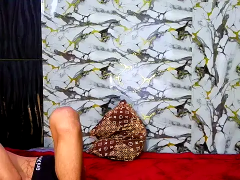 urfemboy_cummer 在線直播表演