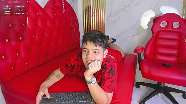 Chat +18 de leonel_bigcum ao vivo