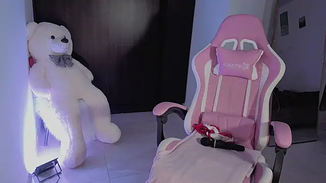 simpson_alice élő XXX-chatje